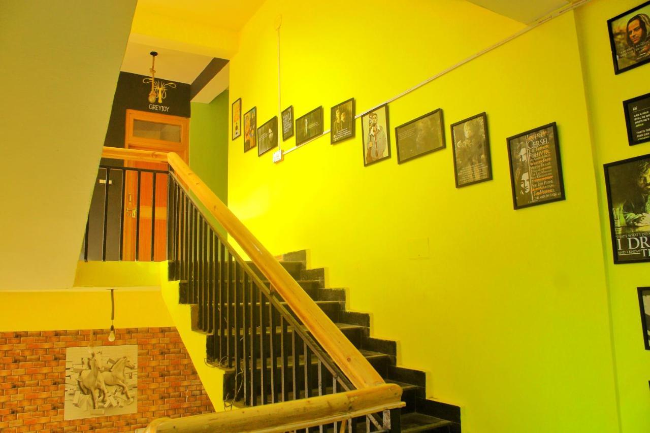 Whoopers Hostel Касоль Экстерьер фото