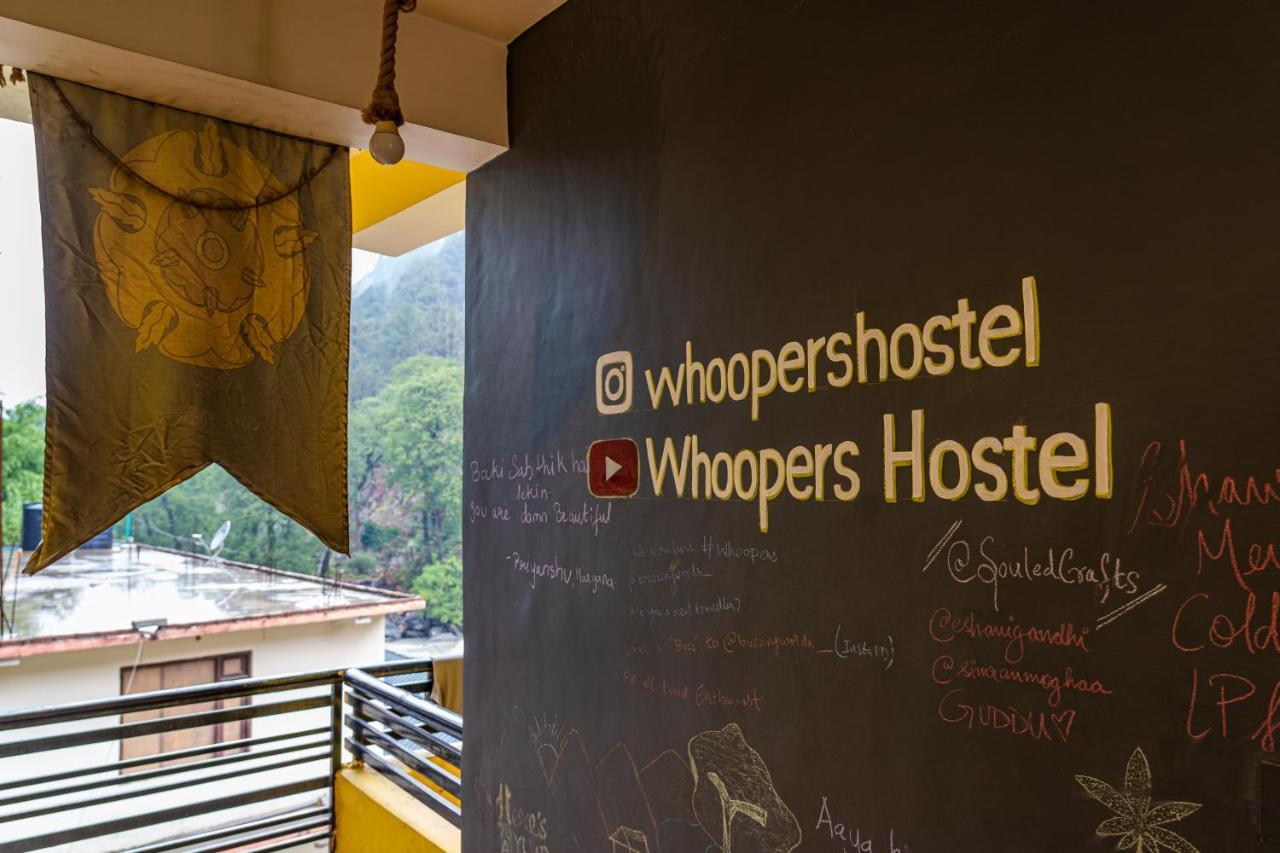 Whoopers Hostel Касоль Экстерьер фото