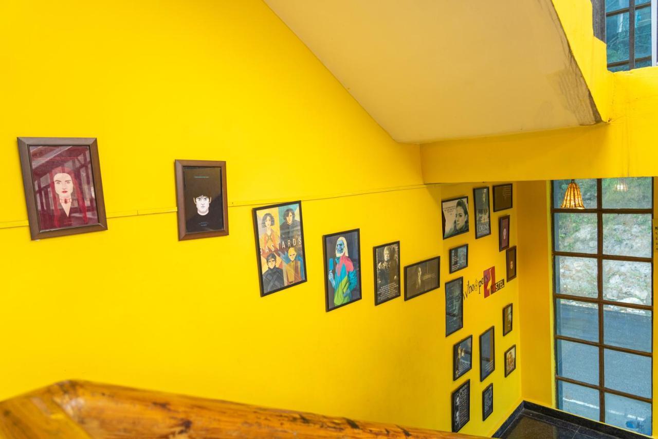 Whoopers Hostel Касоль Экстерьер фото