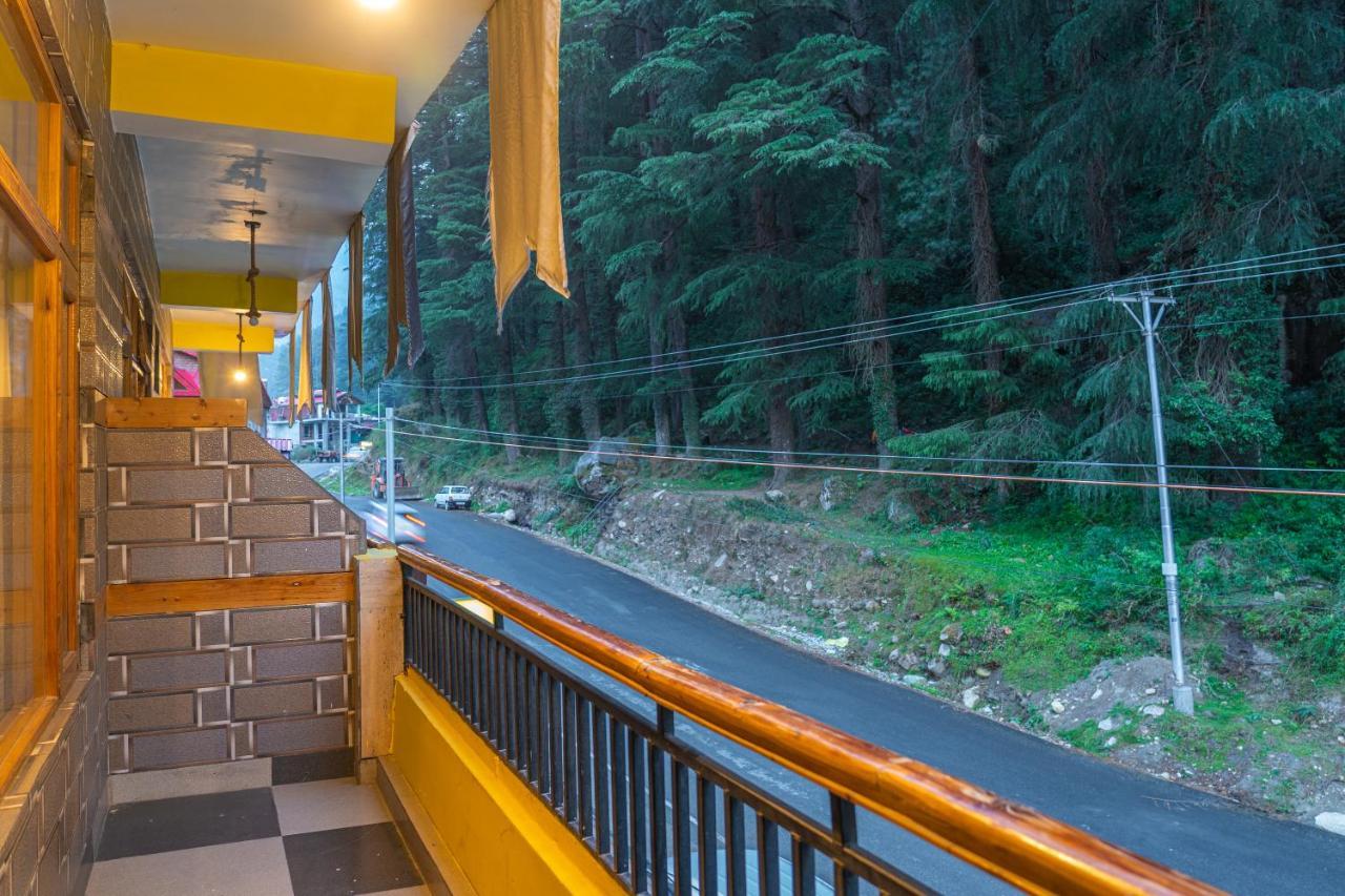 Whoopers Hostel Касоль Экстерьер фото