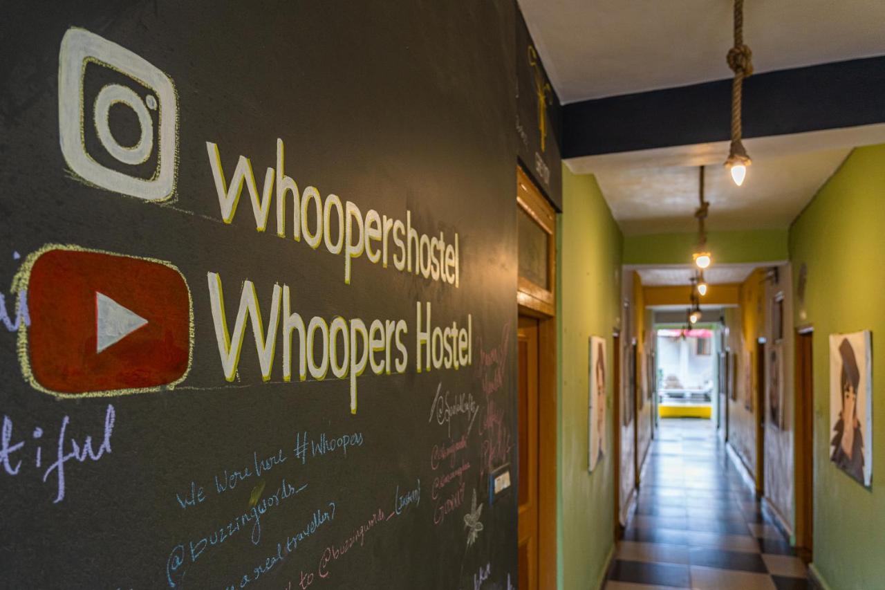 Whoopers Hostel Касоль Экстерьер фото
